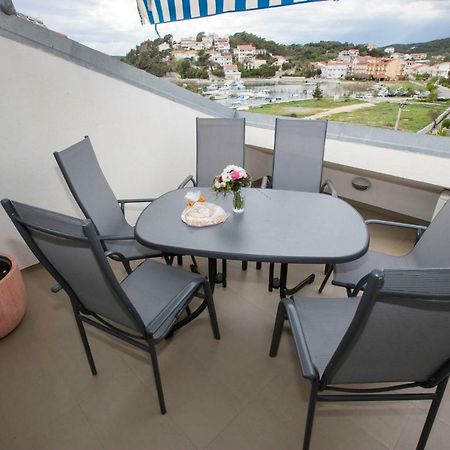Apartment Sanja Rab Town Exterior photo