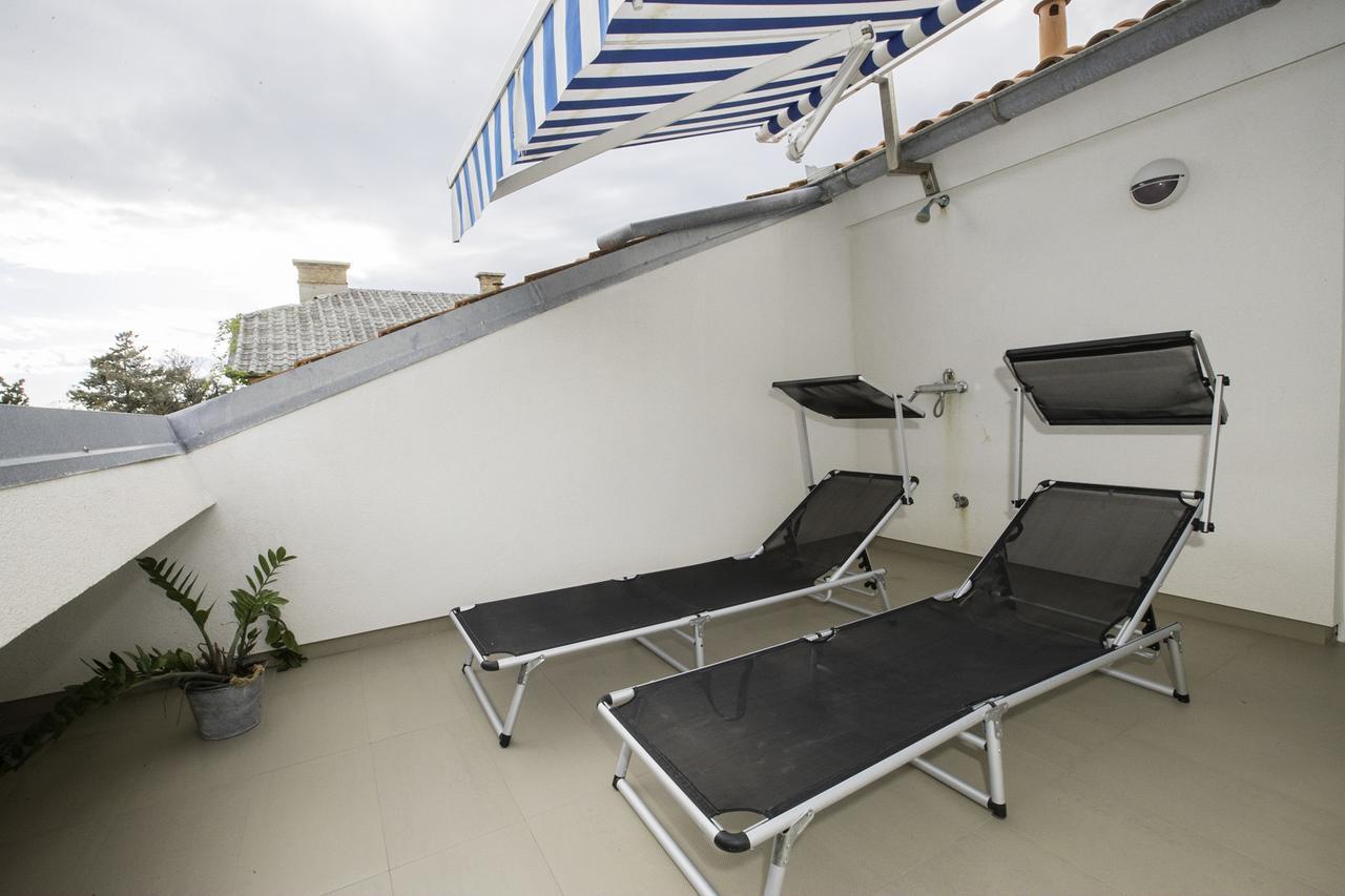 Apartment Sanja Rab Town Exterior photo